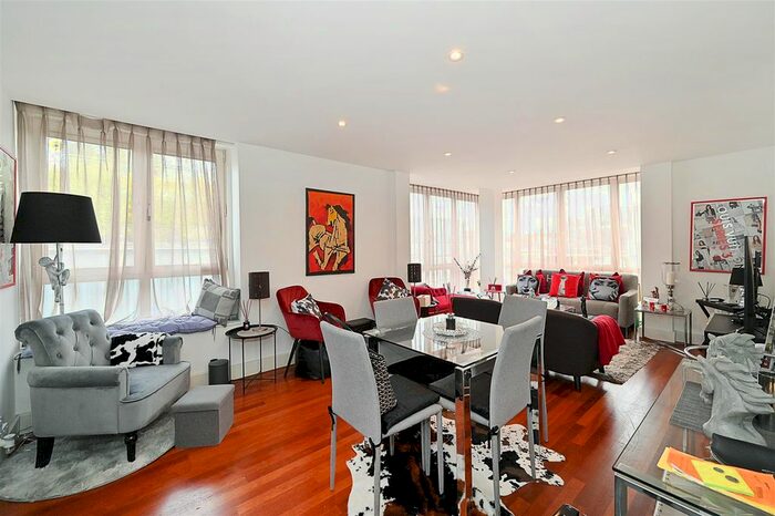 2 Bedroom Flat For Sale In The Phoenix, Barrett Street, Marylebone, W1U