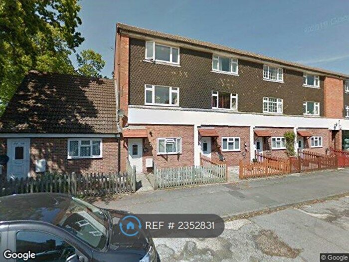 Studio To Rent In Mortimer, Reading, RG7