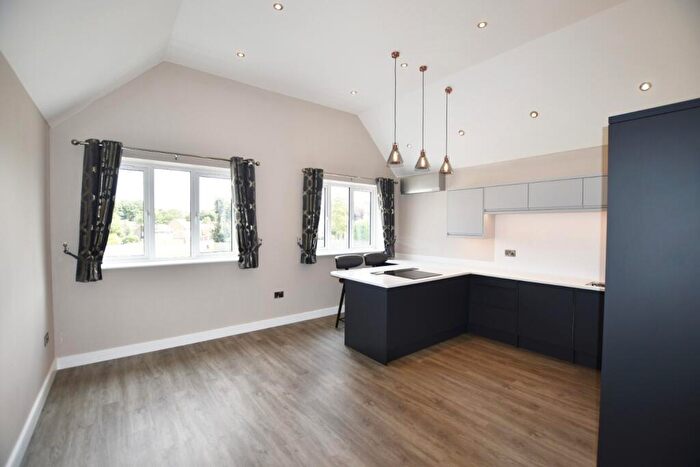 2 Bedroom Apartment To Rent In Gedling Road, Arnold, Nottingham, NG5