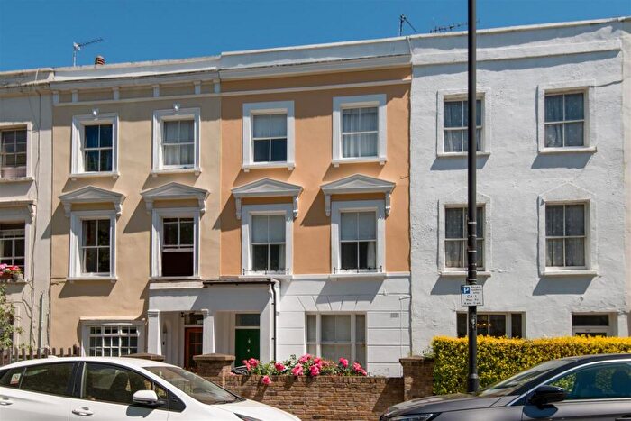 4 Bedroom House For Sale In Grafton Road, NW5