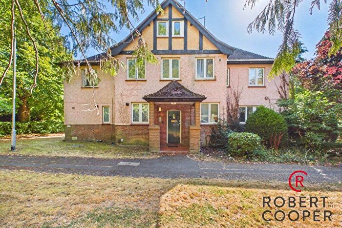 1 Bedroom Apartment To Rent In Carew Road, Northwood, HA6