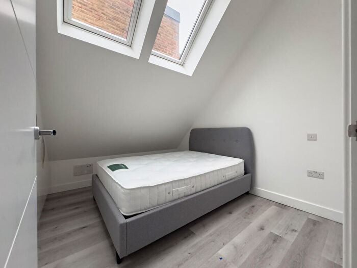 2 Bedroom Apartment To Rent In Flat, Fortess Road, London, NW5