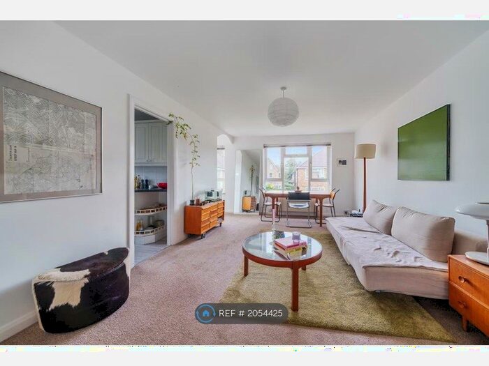 1 Bedroom Flat To Rent In Fairfield Close, London, N12