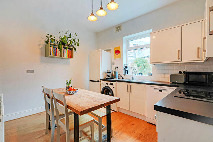 3 Bedroom Semi Detached House For Sale In Marshall Road, Woodseats, Sheffield, S8