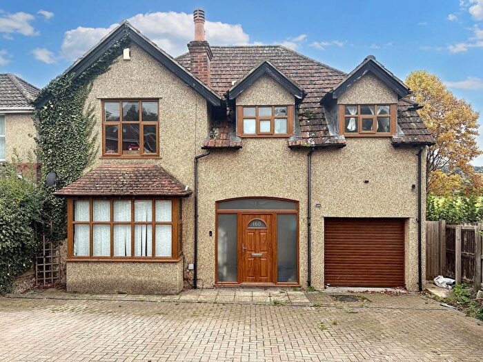 4 Bedroom Detached House For Sale In Castle Road, Salisbury, SP1