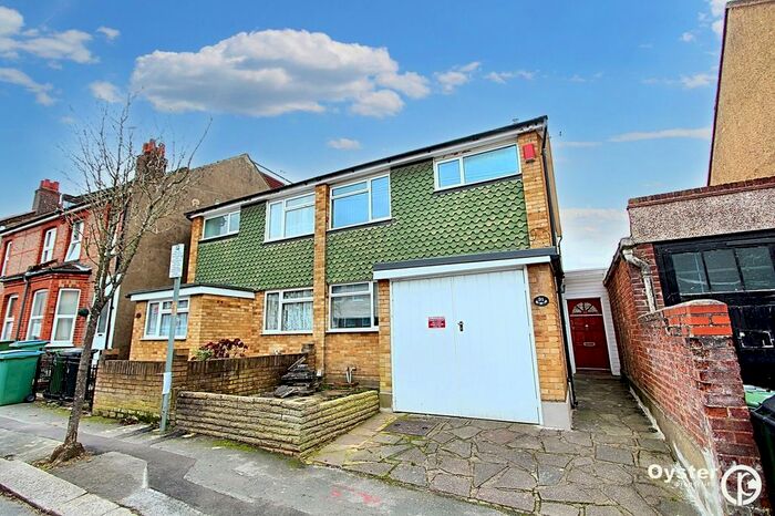 2 Bedroom Semi-Detached House To Rent In Holywell Road, Watford, WD18
