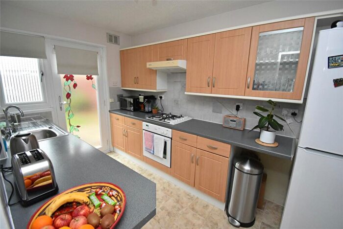 3 Bedroom End Of Terrace House For Sale In Fensome Drive, Houghton Regis, Dunstable, Bedfordshire, LU5