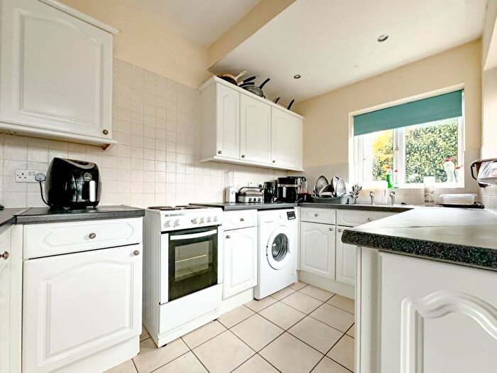 5 Bedroom End Of Terrace House To Rent In Beverley Road, Bristol, Somerset, BS7