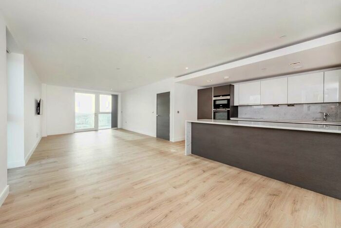 2 Bedroom Flat To Rent In Glenthorne Road, London, W6