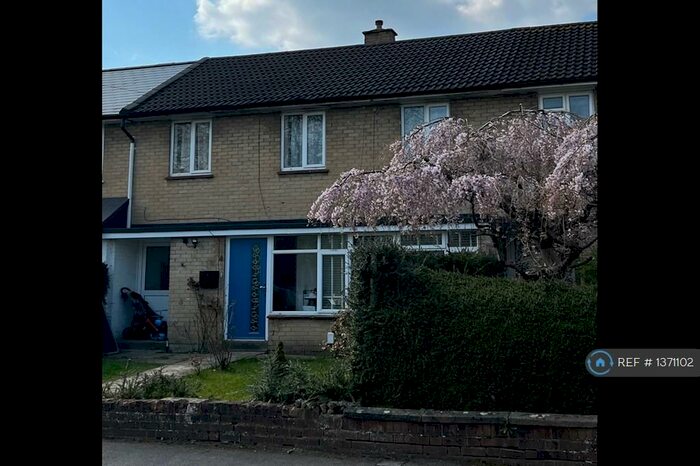 4 Bedroom Terraced House To Rent In Woodfield Close, Crawley, RH10