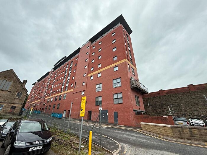 2 Bedroom Flat To Rent In Marsden House, Bolton, BL1