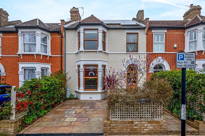 4 Bedroom Terraced House For Sale In Greenvale Road, SE9