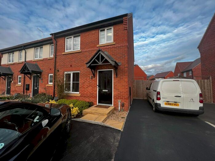 3 Bedroom Property To Rent In Oakham Road, Littleover, Derby, DE23
