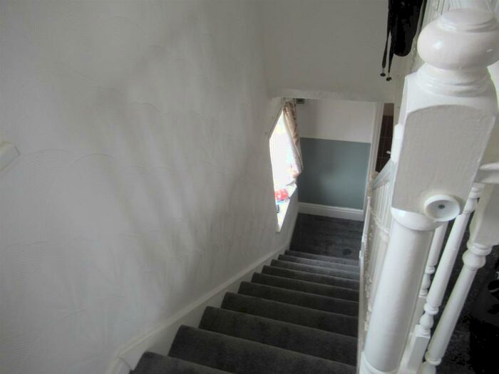 3 Bedroom Semi-Detached House To Rent In Ramsden Street, Leeds, LS25