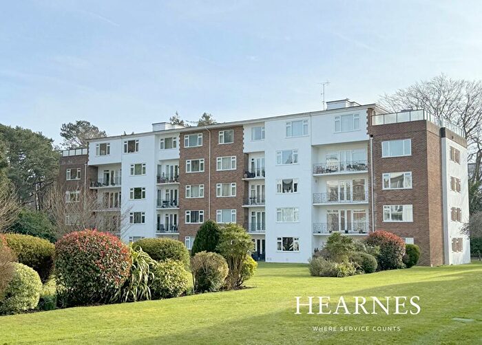 3 Bedroom Apartment For Sale In The Avenue, Branksome Park, Poole, BH13