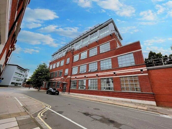 2 Bedroom Flat To Rent In Portman Road, Ipswich, IP1