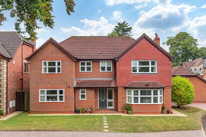 5 Bedroom Detached House For Sale In Whitford Gardens, Bromsgrove, Worcestershire, B61