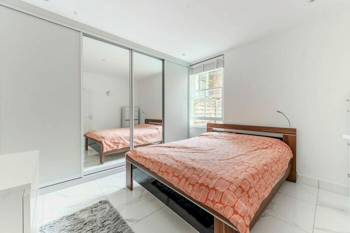 1 Bedroom Flat To Rent In Uverdale Road, Lots Road, London, SW10