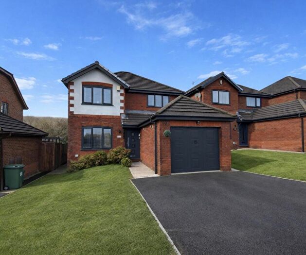 3 Bedroom Detached House For Sale In Lakeside, Aberdare, CF44