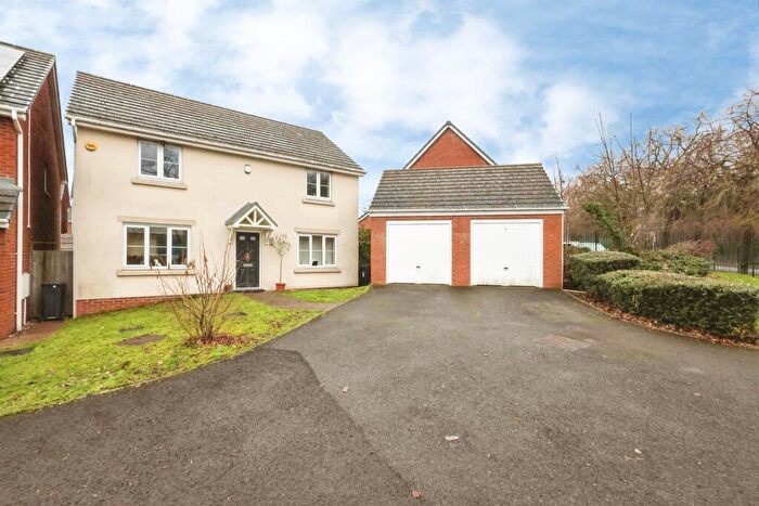 4 Bedroom Detached House For Sale In Golden Orchard, Halesowen, B62