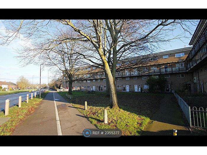 3 Bedroom Maisonette To Rent In Fallow Hill, Leamington Spa, CV31