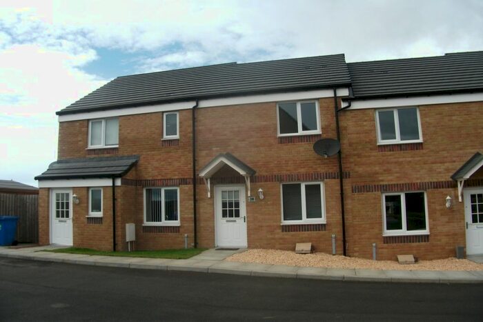 2 Bedroom Terraced House To Rent In Glen Isla Drive, Carluke, Lanarkshire, ML8