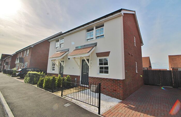 2 Bedroom Semi-Detached House For Sale In Plant Farm Crescent, Berewood, PO7