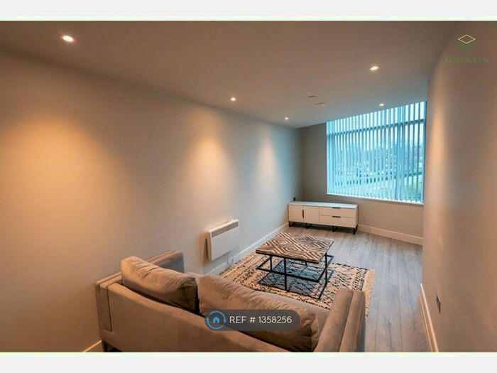 1 Bedroom Flat To Rent In No Thames Valley, Bracknell, RG42