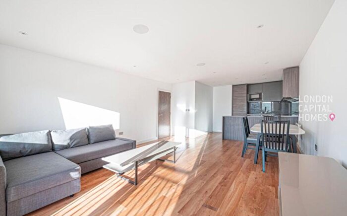 2 Bedroom Apartment To Rent In Goldhawk House, Beaufort Square, London, NW9