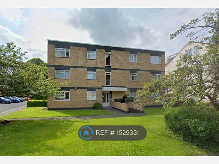 2 Bedroom Flat To Rent In Birch Close, Harborne, Birmingham, B17