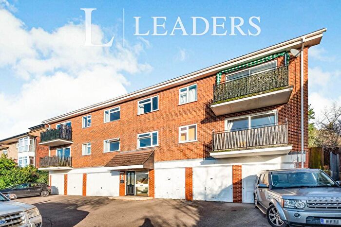 2 Bedroom Flat To Rent In Oxford Road, Redhill, RH1