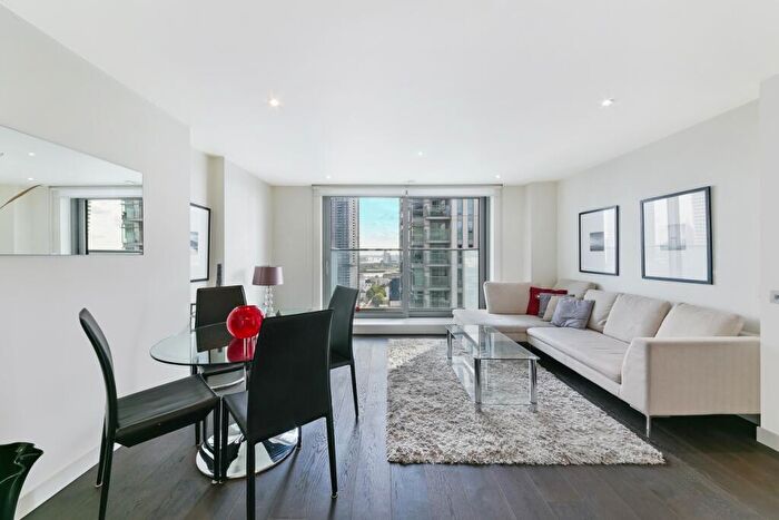 1 Bedroom Flat To Rent In Pan Peninsula Square, Canary Wharf, London, E14