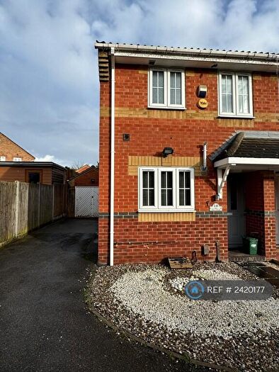 2 Bedroom End Of Terrace House To Rent In Davis Road, Chafford Hundred, Grays, RM16