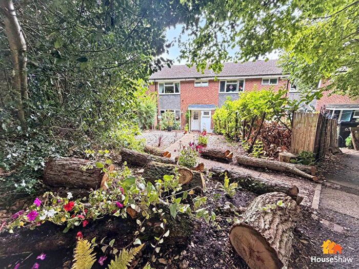 3 Bedroom Terraced House For Sale In Five Acres, Chesham, HP5