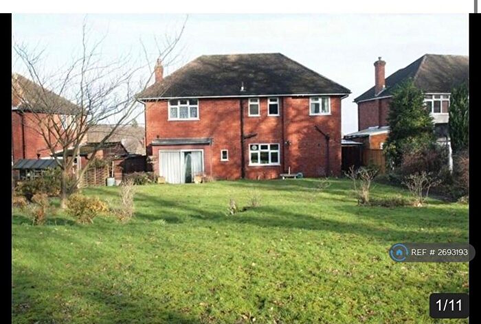 4 Bedroom Detached House To Rent In Woodlea Drive, Bromley, BR2