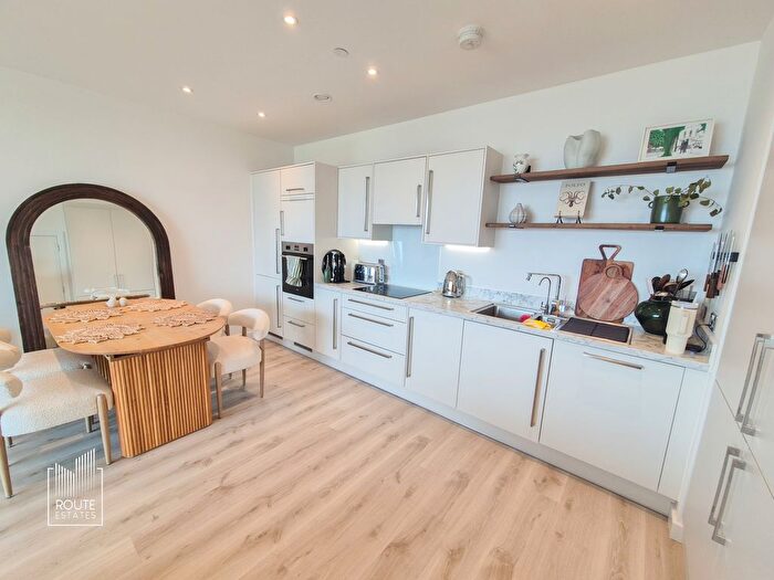 1 Bedroom Flat To Rent In Mulberry Circus, Barking, IG11