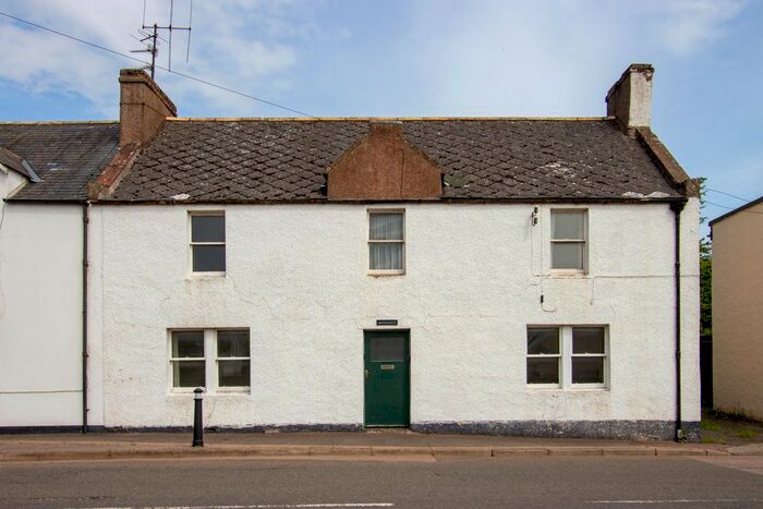 4 Bedroom Semi-Detached House For Sale In Marykirk, Laurencekirk, AB30