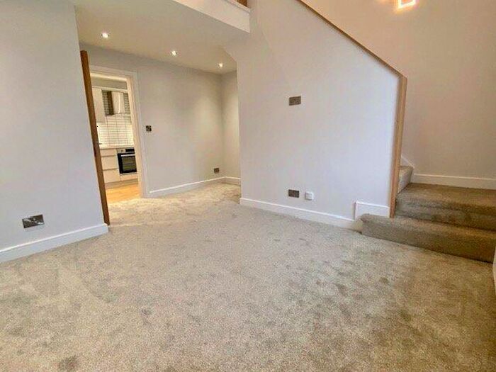 1 Bedroom Apartment To Rent In Manchester Road, Haslingden, Rossendale, Lancashire, BB4