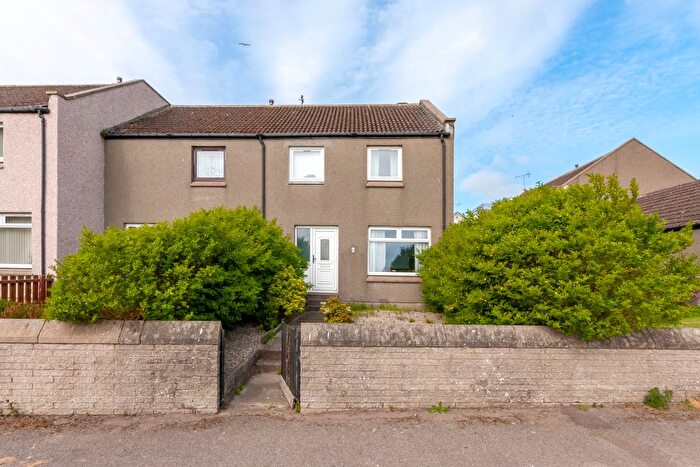 2 Bedroom End Terrace House For Sale In School Walk, Seaton, Aberdeen, AB24