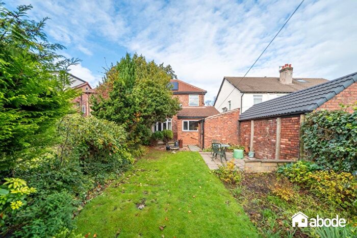 3 Bedroom Semi Detached House For Sale In De Villiers Avenue, Crsoby, L23