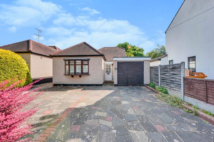 3 Bedroom Detached House To Rent In Carlton Avenue, Westcliff-On-Sea, SS0