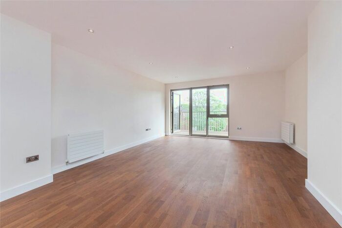 3 Bedroom Flat To Rent In Huxley House, Lawn Road, NW3