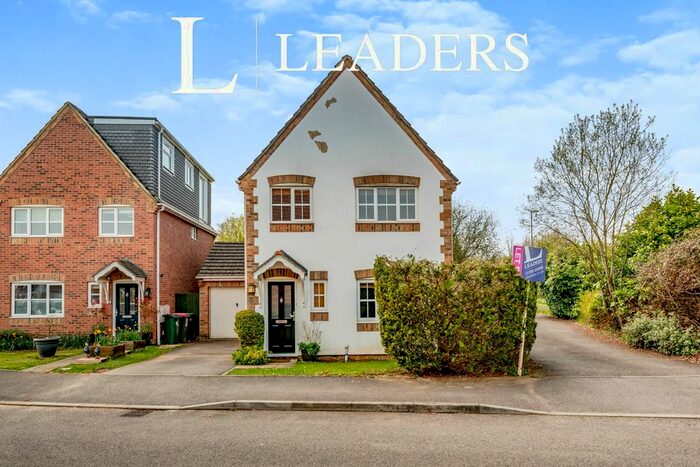 3 Bedroom Detached House To Rent In Wantage Close, Maidenbower, Crawley, RH10