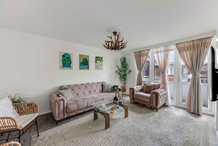 1 Bedroom Flat To Rent In Barnes Wallis Court, Barnhill Road, Wembley, HA9