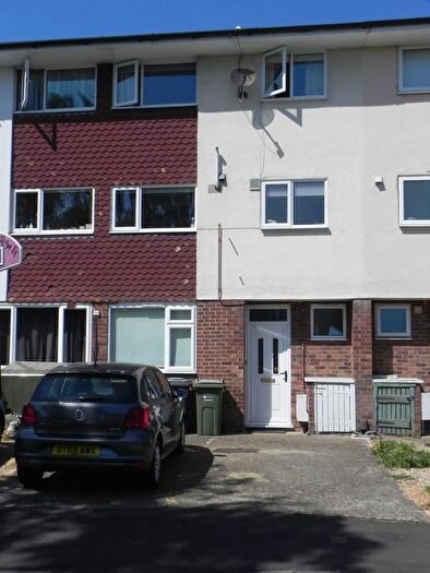 4 Bedroom Terraced House To Rent In Guildford Park Avenue, Guildford, GU2