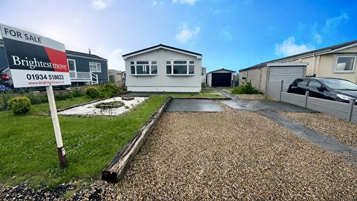 3 Bedroom Park Home For Sale In Summer Lane Park Homes, Banwell, BS29