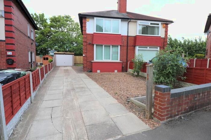 2 Bedroom Semi-Detached House To Rent In Station Crescent, Armley, Leeds, LS12