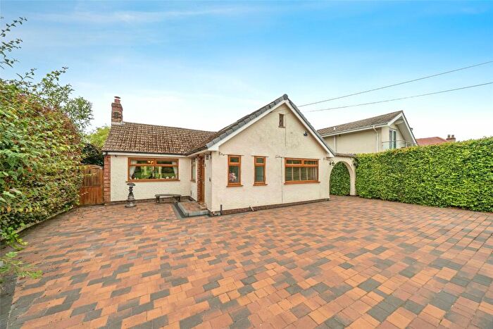 3 Bedroom Bungalow For Sale In Dunstan Lane, Burton, Neston, Cheshire, CH64