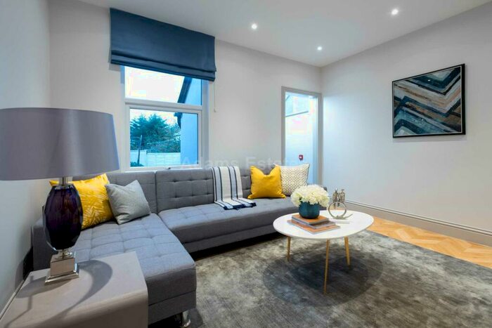 6 Bedroom Terraced House To Rent In Kings Road, Reading, RG1