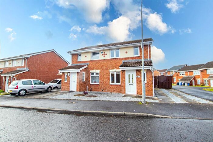 2 Bedroom Semi-detached House For Sale In Blair Atholl Gardens, Hamilton, ML3